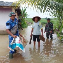 Bantu Warga Korban Banjir, Danlanud BNY Kerahkan Tim Evakuasi