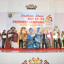 Lomba Fashion Show Rangkaian HUT Ke-59 Provinsi Lampung Berlangsung Meriah