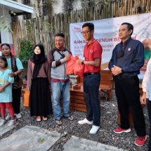 CCEP Indonesia dan KFC Indonesia Menggelar Buka Bersama dan Donasi Bahan Pokok Ke Masyarakat di Delapan Kota di Indonesia