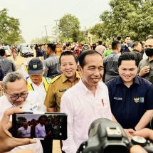 Gubernur Arinal Dampingi Presiden Jokowi Tinjau Ruas Jalan Simpang Randu – Seputih Surabaya Lampung Tengah