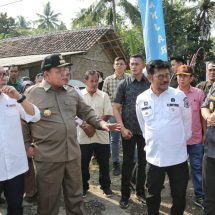 Gubernur Arinal Tinjau Kemajuan Rehabilitasi Jalan Provinsi di Ruas Gedong Tataan-Kedondong