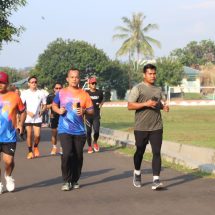 Jaga Kebugaran Tubuh Kodim 0410/KBL dan Lions Club Olahraga Bersama