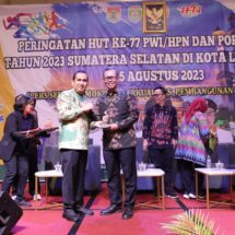 Sekdaprov Fahrizal Jadi Narasumber Peringatan HUT Ke-77 PWI/HPN dan Porseniwada 2023 di Lubuk Linggau Sumsel