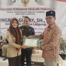 Ketua DPRD Lampung Mingrum Gumay Gelar Sosialisasi Ideologi Pancasila di SMA 1 Way Seputih Lamteng