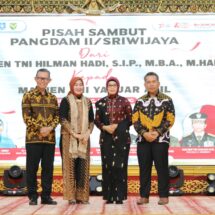 Sekdaprov Fahrizal Hadiri Pisah Sambut Pangdam II Sriwijaya, Ucapkan Selamat Bertugas Kepada Mayjend TNI Yanuar Adil