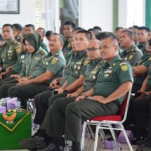 Tingkatkan Keimanan Ketaqwaan Prajurit, PNS dan Anggota Persit Korem 043/Gatam Ikuti Penyuluhan Binrohis dan Bintalidjuang