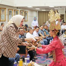 Riana Sari Arinal Buka Raker I Ikatan Keluarga Alumni SMAN 1 Bandar Lampung