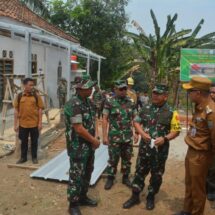 Kasrem 043/Gatam Damping Aster Kasad dan Tim Wasev Tinjau Lokasi TMMD KE-118 TA 2023 Kodim 0427/WK