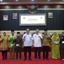 Sekdaprov Fahrizal Lepas Kafilah Lampung Ikuti Seleksi Tilawatil Qur’an dan Hadist Tingkat Nasional Ke- 27 di Jambi