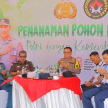 Antisipasi Perubahan Iklim, Kapolda Lampung Ikuti Program Tanam 10 Juta Pohon Secara Serentak