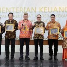 Pemkab Lampung Selatan Sabet Dua Penghargaan Anugerah Reksa Bandha