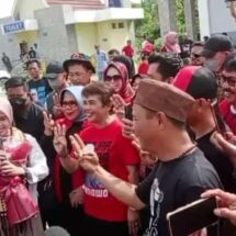 Anggota DPRD Budhi Condrowati Dampingi Safari Politik Siti Atiqoh Menangkan Paslon 03 