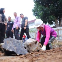 FH Unila Gelar Peletakan Batu Pertama Pembangunan Gedung Peradilan Semu