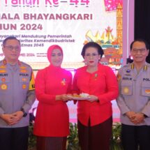 HUT Ke-44 Yayasan Kemala Bhayangkari, Kapolda Lampung Fasilitasi Beasiswa Pendidikan