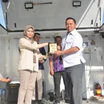 SIMOLEK Goes To School: OJK Lampung Gandeng BI dan BPD Lampung Edukasi Guru dan Pelajar di Lampung Utara