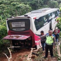 Kronologi Bus Masuk Jurang di Lampung Barat, Polisi Sebut Pandangan Sopir Terhalang Kabut