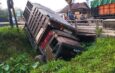 Satlantas Polresta Bandar Lampung Evakuasi Pemotor Meninggal Korban Kecelakaan Truk Rem Blong