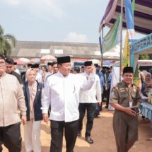 Pengajian Akbar, Gubernur Arinal Beri Sejumlah Bantuan di Way Kanan dan Paparkan Pembangunan Infrastruktur