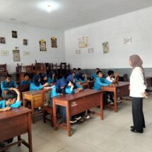 Semangat Mahasiswa Unila Ghina Tingkatkan Antusias Belajar di Kampus Mengajar