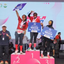 Polwan Polda Lampung Juara 1 Kategori Half Marathon 40+ Kemala Run 2024