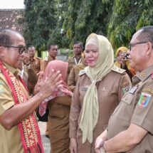 Pj. Gubernur Samsudin Tinjau Pelaksanaan PPDB dan Daftar Ulang di Sejumlah Sekolah di Lampung Tengah