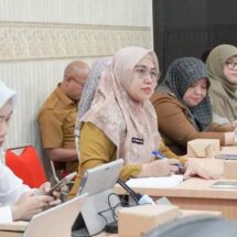 Rakor Pengendalian Inflasi Daerah, Plt Sekjen Kemendagri Sebut Daerah Inflasi Rendah Agar Evaluasi dan Cek Harga Komoditas