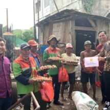 Semangat Berbagi, Sepanjang Semester I 2024 Program Jumat Berkah PLN Sentuh 1400 Penerima Manfaat di Lampung