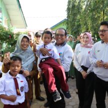 Pj. Gubernur Samsudin Lakukan Pencanangan PIN Polio Tingkat Provinsi Lampung Tahun 2024