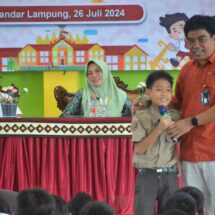 Peringati Hari Anak Nasional 2024, OJK Provinsi Lampung Edukasi Pelajar Tentang Cerdas Keuangan