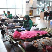 Sambut HUT Ke-76, Polwan di Bandar Lampung Gelar Donor Darah