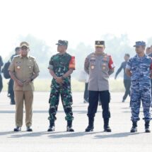 Kapolda Lampung dan Pj. Gubernur Samsudin Sambut Kedatangan Presiden Jokowi di Lampung untuk Resmikan Tiga Proyek Strategis Nasional