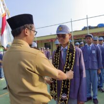 Lantik Pengurus OSIS dan Rohis SMAIT Daarul Ilmi, Ini Nasehat Arief Ageng Sanjaya