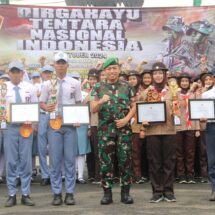 Peringati HUT Ke-79 TNI, Kodim 0410/KBL Menggelar Lomba PBB Tingkat Pelajar SMP dan SMA