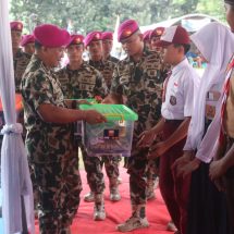 Sambut HUT Ke-79 Korps Marinir, Brigif 4 Mar/BS Gelar Baksos dan Bakkes