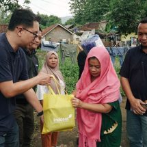 Tanggap Darurat Bencana Alam di Sukabumi, Indosat Ooredoo Hutchison Turun Tangan Salurkan Bantuan Kemanusiaan