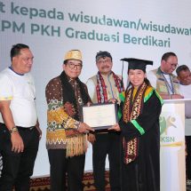 Pj. Gubernur Samsudin Serahkan DIPA dan TKD Tahun Anggaran 2025