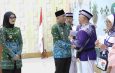Gubernur Mirza Lepas Keberangkatan Kloter Pertama Jemaah Haji Lampung Tahun 2025