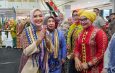 Ketua Dekranasda Provinsi Lampung Purnama Wulan Sari Mirza Buka Lampung Fashion Show 2025