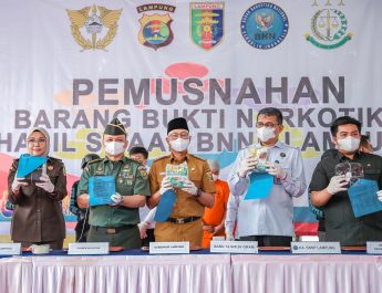 Pemusnahan BB Narkotika Hasil Sitaan BNNP Lampung, Gubernur Mirza Apresiasi Keberhasilan Ungkap Peredaran Sabu Seberat 14.928,36 Gram di Mesuji