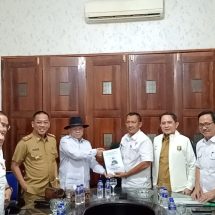 Faisol Djausal Resmi Serahkan Formulir dan Dokumen Bacalon Ketua Umum KONI Periode 2025-2029