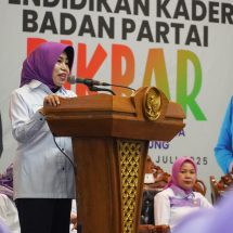 Dihadiri Ketua DPW Kanjeng Zam, Wagub Jihan Buka Buka DIKBAR dan Dukung Penguatan Peran Politik Perempuan