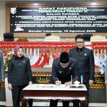 Rapat Paripurna Raperda Perubahan APBD 2025 Disepakati, DPRD dan Pemprov Lampung Perkuat Sinergi