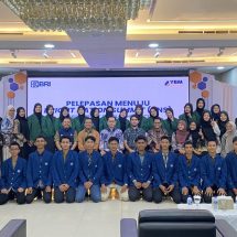 YBM BRILiaN Region 5 Bandar Lampung Lepas Delegasi Menuju Bright National Summit 2025