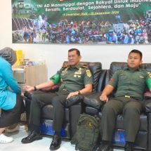Pangdam XXI/Radin Inten Donor Darah pada Bhakti Kesehatan Hari Juang TNI AD 2025
