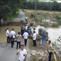 Gubernur Lampung Perintahkan Dinas BMBK Penanganan Cepat Jembatan Kali Nughik yang Putus
