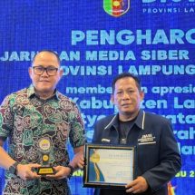 Bupati Lampung Selatan Raih Anugerah Daerah Harmonis dan Berkelanjutan dari JMSI Lampung