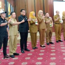 Di Balik Sebuah Foto: Upaya Membuka Mata Publik Atas Kerja Pemerintah