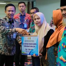 Pemprov Lampung Serahkan Tali Asih, Santunan, dan Penghargaan Korpri