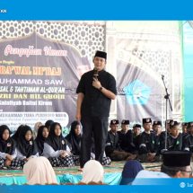 Peringatan Isra Mikraj di Tanjung Sari, Bupati Egi: Pesantren Fondasi SDM Unggul Penopang Pembangunan