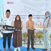 Jasa Raharja Hadirkan Bantuan Rehabilitasi Fasilitas Pendidikan di NTB, Perkuat Komitmen TJSL Berkelanjutan
